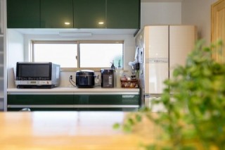 1階　子世帯　キッチン　注文住宅の新築事例