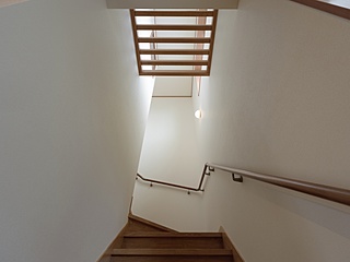 階段　中野市の新築住宅　事例