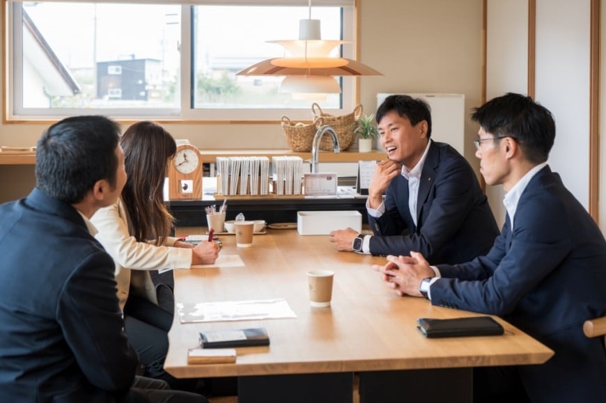 宅建協会長野支部の取材風景