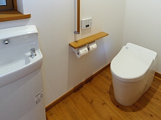 トイレ　飯山市の注文住宅　リノベーション事例